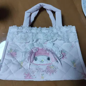 산리오 화이트 프릴 디자인 시리즈 마이멜로디 백