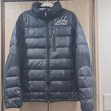 Gotcha 블랙 다운 자켓