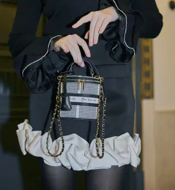 HLT 자카드 미니 베니티 백