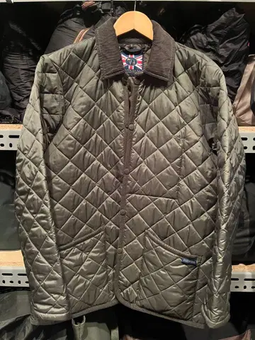 LAVENHAM 퀼팅 자켓 잉글랜드제