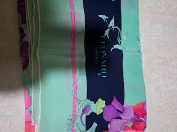 LEONARD 대형 스카프 중고품