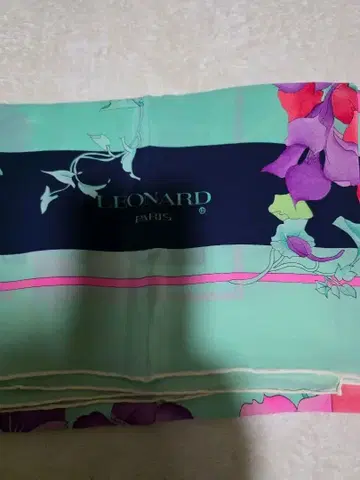 LEONARD 대형 스카프 중고품