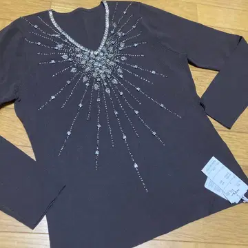 택 포함 미사용 긴자 매기 럭셔리 비즈 장식 브라운 V넥 스웨터