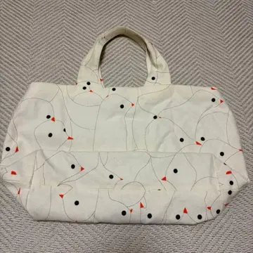 minaperhonen 미나 페르호넨 토트백 파니니