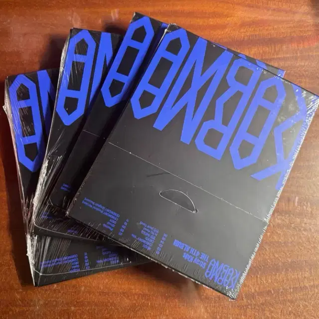 카르마 컴팩트 미개봉 앨범 스트레이 스트레이키즈 스키즈