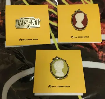 Mrs. GREEN APPLE 미세스 바벨탑 카메오 핀즈