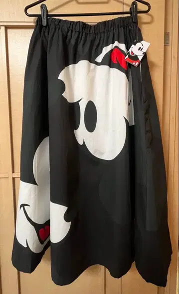 [ 택 포함 미사용 새상품 ] 미키 롱 스커트