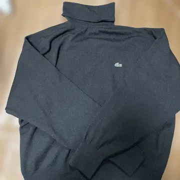 LACOSTE 블랙 터틀넥 스웨터