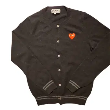 PLAY 하트 자수 블랙 가디건