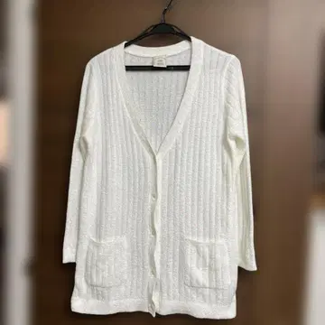 인 piqu 화이트 리브 편직 가디건
