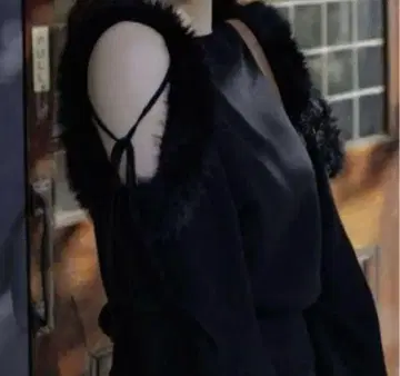 SNIDEL 에코 퍼 슬리브 니트 풀오버 BLK