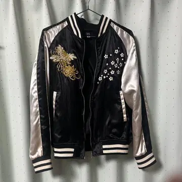 새틴 스카잔 블랙과 실버 자수 용, 호랑이, 오보로