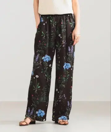 TICCA / 플라워 프린트 팬츠 택 포함 미사용 새상품