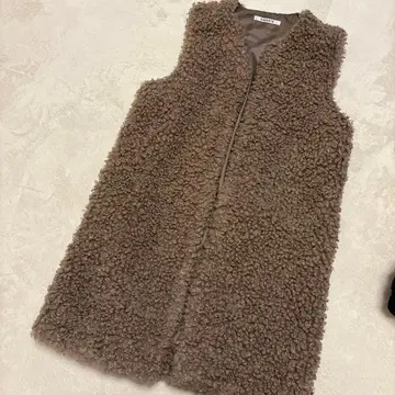 RADIATE 베이지 푸들 퍼 베스트