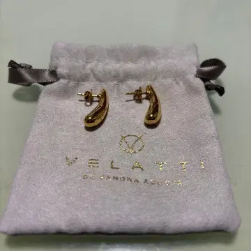 새상품! 미사용! VELATTI (베라티) 물방울형 골드 귀걸이