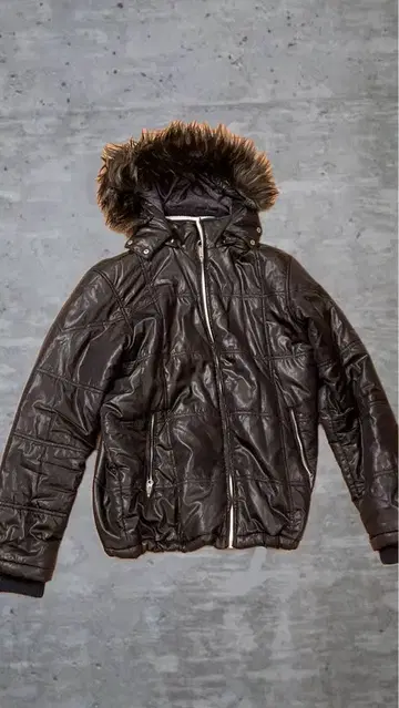 y2k 시크 스타일 퍼 다운 블랙 드로우 코드 포함