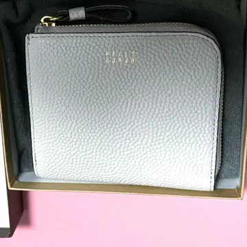 새상품급 펠레 보르사 2단 접이식 지갑