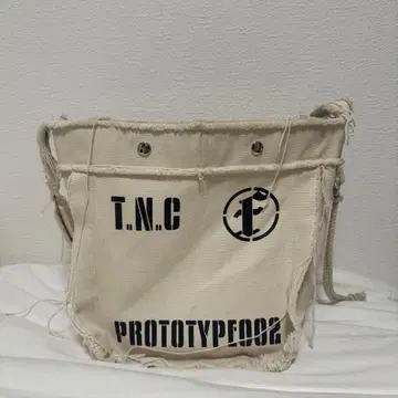 FAF FAKE ASS FLOWERS 숄더백