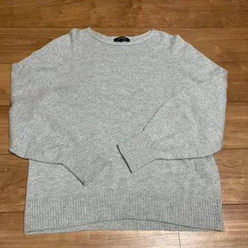 UNTITLED 그레이 워셔블 스웨터 사이즈 4 실크 캐시미어