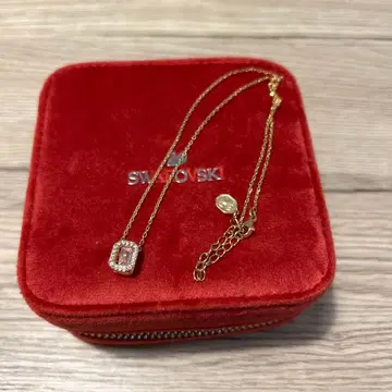 Swarovski 핑크 스톤 목걸이