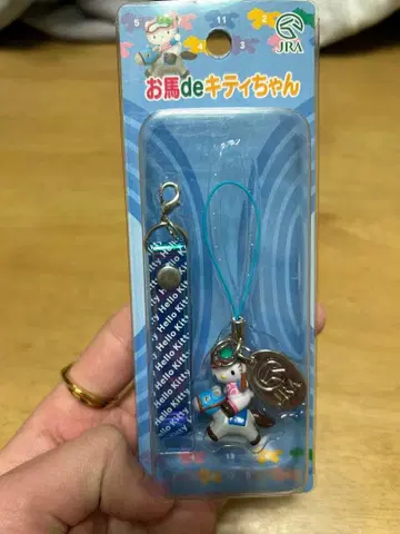 헬로키티 스트랩 캐릭터 굿즈