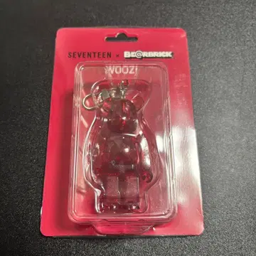 SEVENTEEN 우지 BE@RBRICK 100% 베어브릭 미개봉
