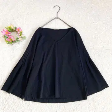 새상품급 [ 밴야드 스톰 ] 핀턱 슬리브 풀오버 블라우스 XS