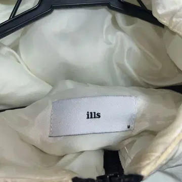 ills 다운 자켓