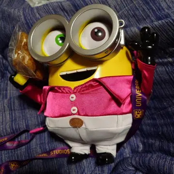 미니언 캐릭터 핑크 셔츠