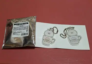 우사마루 카페 2016 아크릴 키링 2개 세트