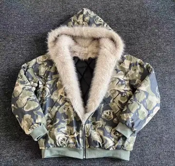 카모 패턴 퍼 후드 자켓
