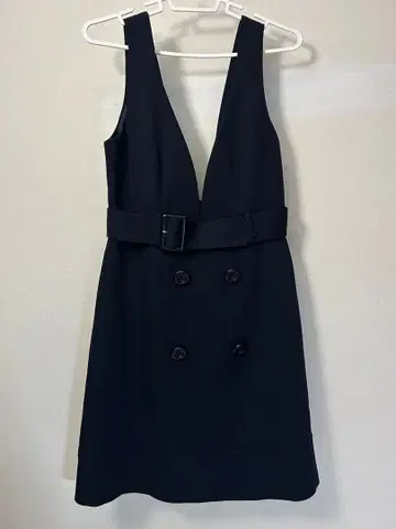 네이비 V넥 슬리브리스 원피스