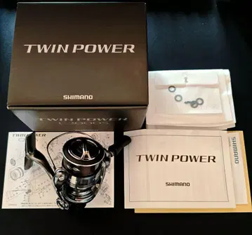 미사용 시마노 24 트윈파워 C2000S 스피닝