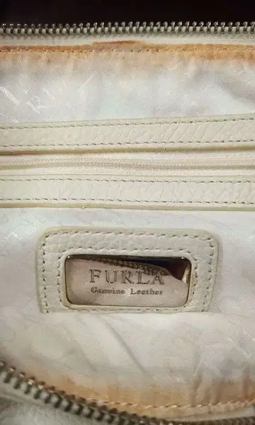 FURLA 화이트 가죽 숄더백