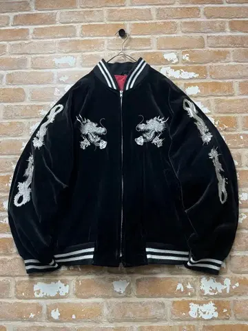 90s 스카잔 벨로아 용 y2k 일본제 자수 블랙 퀼팅