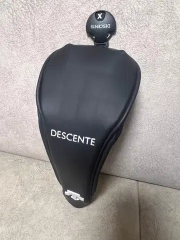 DESCENTE 데상트 골프 블랙 유틸리티용 골프헤드커버 2