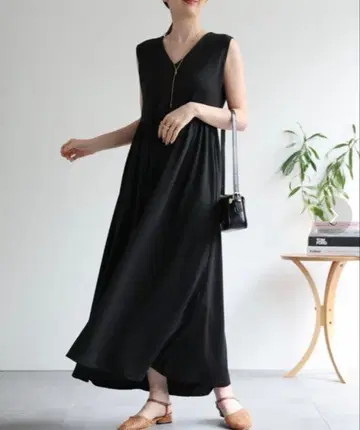 [ sakishimatokyo ] 슬리브리스 롱 원피스(black)