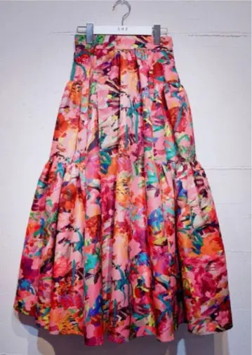 SHE TOKYO Michelle Lady