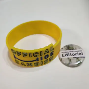 officialdism 러버 밴드 덤 포함 캔뱃지