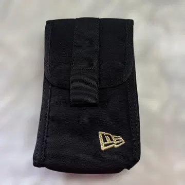 전시품 깨끗함 뉴에라 파우치 아웃도어 스마트폰 모바일 골프 블랙