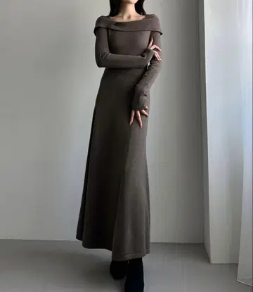 Louere 아지메 오프숄더풍 니트 플레어 원피스 MT 사이즈 차콜