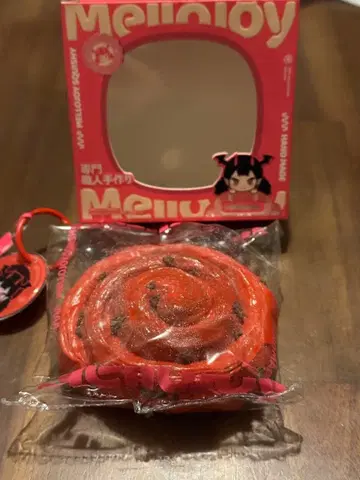 멜로조이 mellojoy 스퀴즈 시나몬 롤