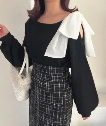 apres jour 리본 라메 니트 튜닉 ZOZOTOWN 한정판 아이템