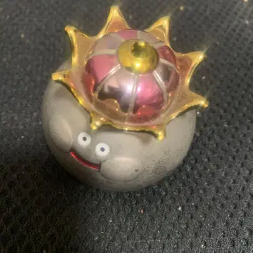 슬라임 피규어 왕관 포함