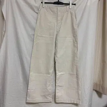 유니클로 코듀로이 팬츠 아이보리 M