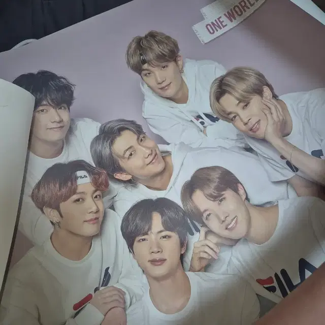 BTS 방탄소년단 Fila 포스터 판매
