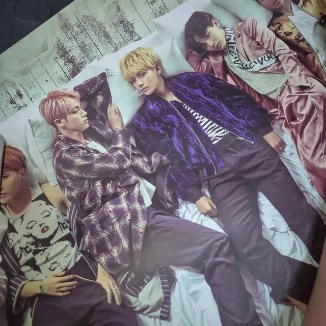 방탄 Wings? 포스터