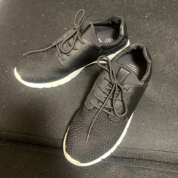 Custom Culture 블랙 스니커즈