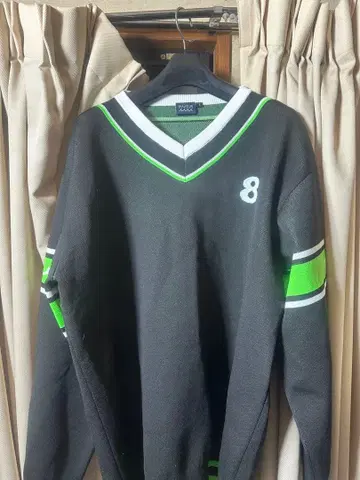 muta V넥 칼리지 니트 풀오버