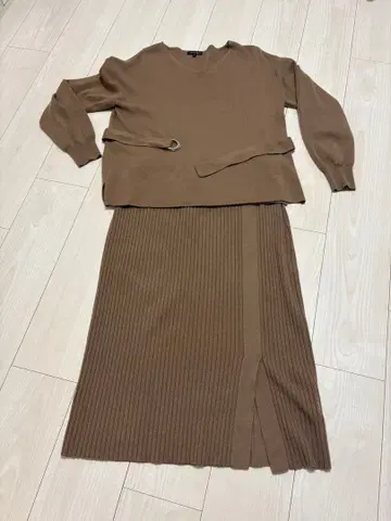 INDIVI 브라운 셋업 36 사이즈